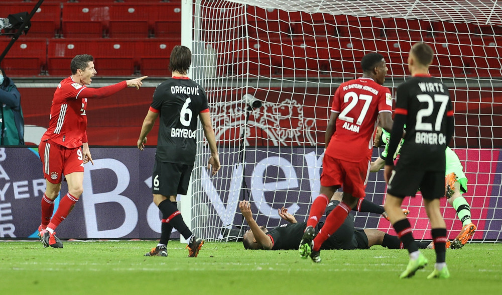  德甲揭幕战上演进球大战拜仁险胜  