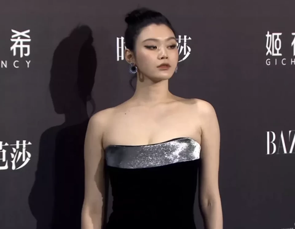  洛里昂逆袭成功，脱离降级区升至倒数第三  